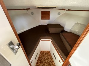 1977 30’ Chris Craft Commander Sport MG 13 49FCAE95-751B-4E69-B255-723D14AFCB77