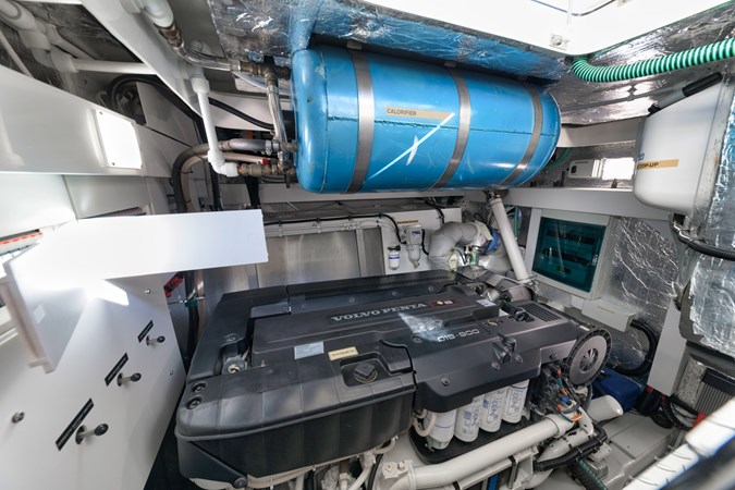 50_2017 57ft Sunseeker Predator