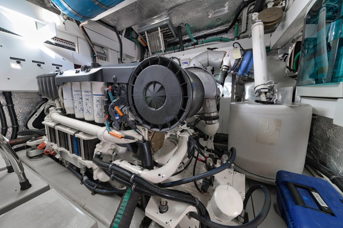 55_2017 57ft Sunseeker Predator