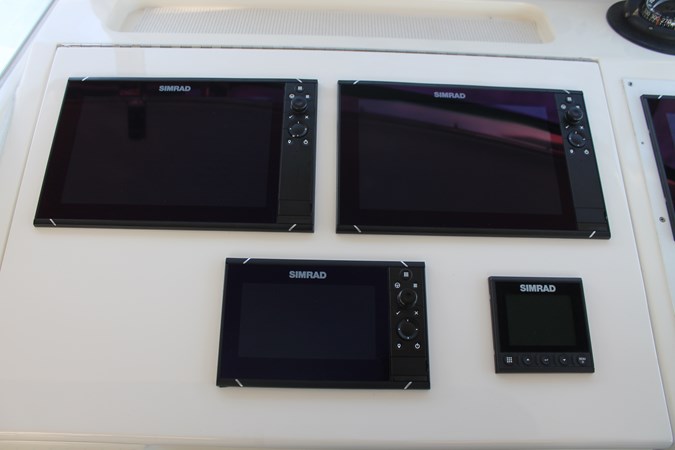 13_2000 74ft Baia MAGNIFICA