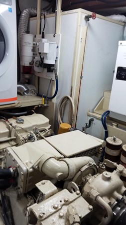 38__1988 53ft Defever 53 POC HIS AND HERS