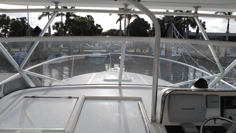 11_Listing for 2007 34' Luhrs 31 Open