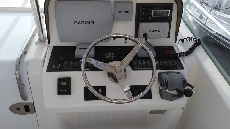 12_Listing for 2007 34' Luhrs 31 Open