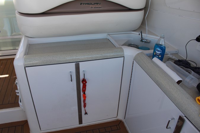 15_2000 44ft Carver Trojan 440 Express BLESSED