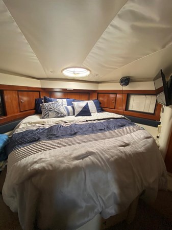 29_2000 44ft Carver Trojan 440 Express BLESSED