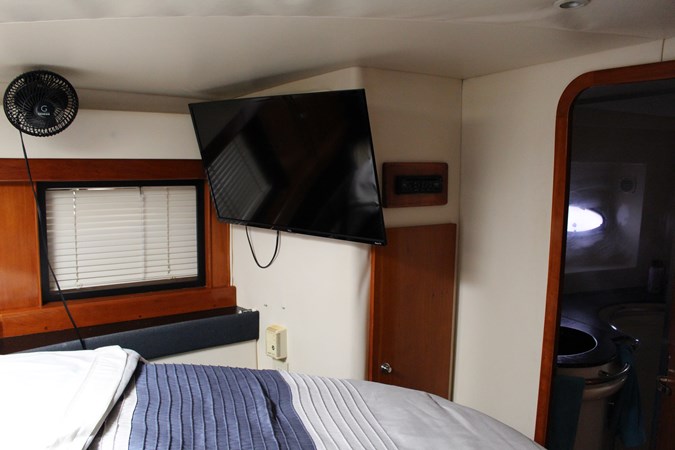 32_2000 44ft Carver Trojan 440 Express BLESSED