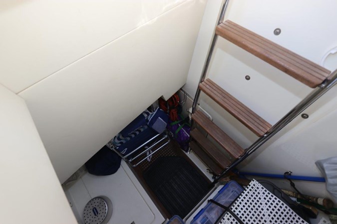 12_2004 68ft Sunseeker Predator SECOND THOUGHTS