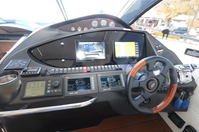 18_2004 68ft Sunseeker Predator SECOND THOUGHTS