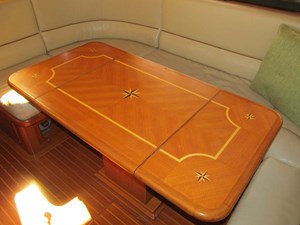 Salon Table Extended
