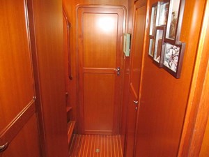 Azure 33 Stateroom Companionway Aft