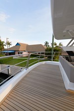 Claudia 51 75 Sunseeker 2017-flybridge-19