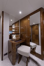 Claudia 59 75 Sunseeker 2017-forward_stateroom-4