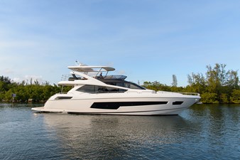 Claudia 108 75 Sunseeker 2017-starboard_profile-1