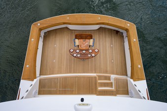 76 Enclosed Bridge SIX PACK 21 76_viking_six_pack_cockpit_2