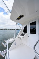 76 Enclosed Bridge SIX PACK 34 76_viking_six_pack_enclosed_flybridge_aft_deck_2