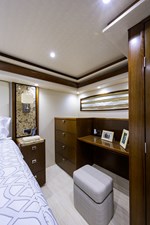 76 Enclosed Bridge SIX PACK 77 76_viking_six_pack_master_stateroom_7