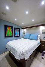 76 Enclosed Bridge SIX PACK 106 76_viking_six_pack_mid_port_guest_stateroom_1