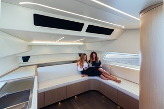 JUS 11 Interior Cabin