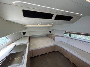 JUS 37 Interior Cabin