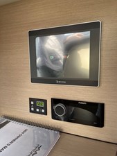 JUS 34 Display Controls