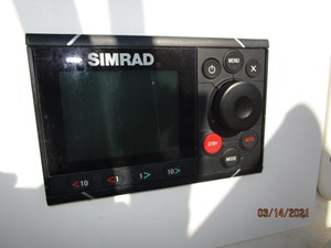 Ariel 14 13_2778475_47_swan_cockpit_autopilot