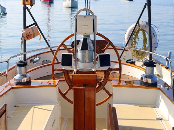 Cockpit, Aft to Helm