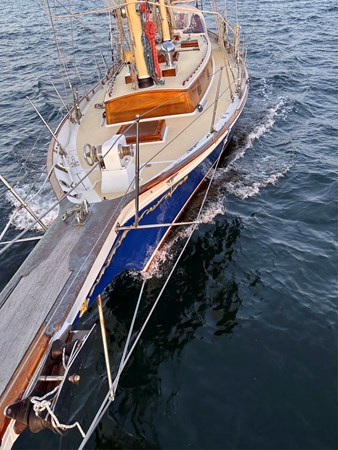 Bowsprit Looking Aft, Sailing