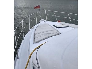 Cruisers Yachts 3950 1 2