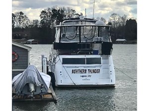 Cruisers Yachts 3950 2 3