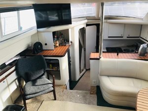 Cruisers Yachts 3950 9 10