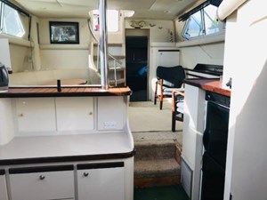 Cruisers Yachts 3950 12 13