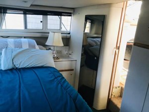 Cruisers Yachts 3950 17 18