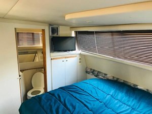 Cruisers Yachts 3950 18 19