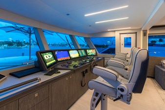 GG 22 Pilothouse