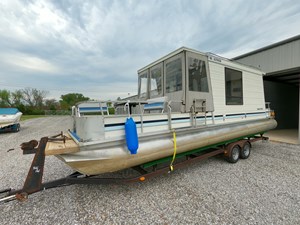 Pontoon Houseboat 12 GOPR5145