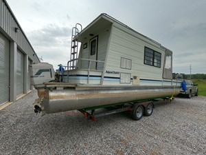 Pontoon Houseboat 15 GOPR5149