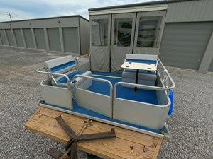 Pontoon Houseboat 22 GOPR5157
