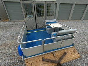 Pontoon Houseboat 23 GOPR5158