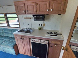 Pontoon Houseboat 48 GOPR5186