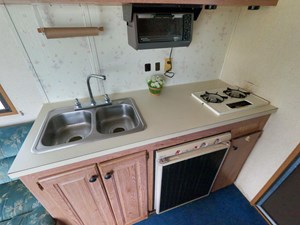 Pontoon Houseboat 50 GOPR5188