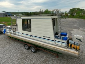 Pontoon Houseboat 69 GOPR5215