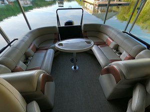 Tritoon w/150HP 4-Stroke 27 GOPR5255
