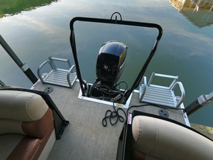 Tritoon w/150HP 4-Stroke 28 GOPR5256