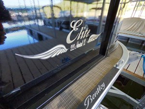 Tritoon w/150HP 4-Stroke 44 GOPR5277