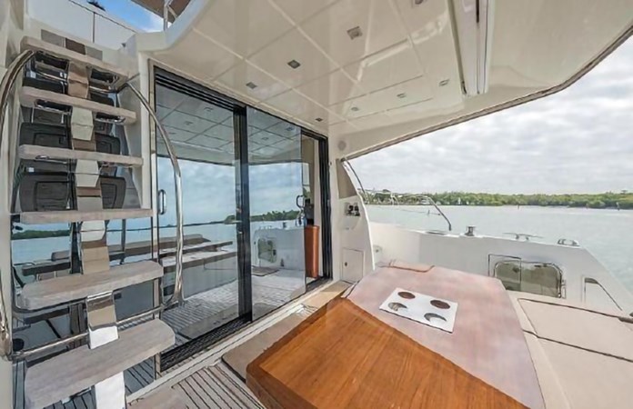 10_2015 55ft Prestige 550 PROTEUS