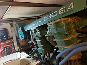Moonshadow 37 Port Engine