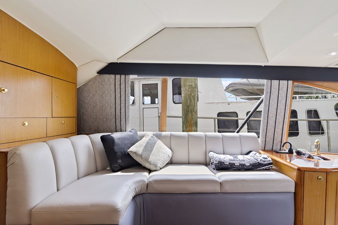 11_2001 52ft Ocean Yachts 52SS I CARTER