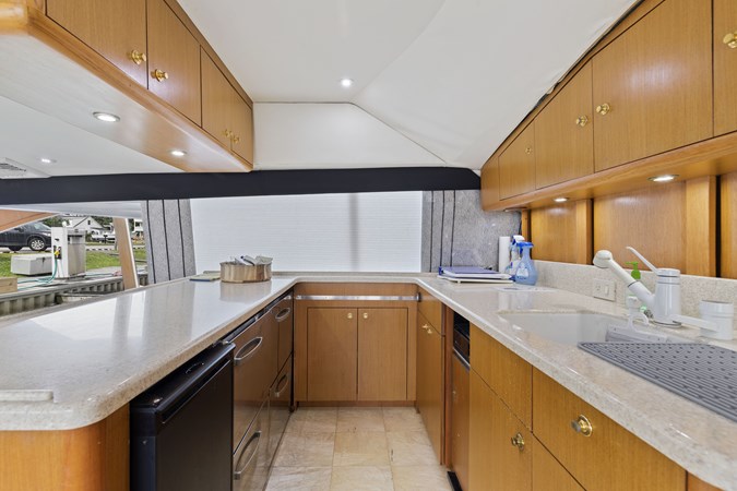 12_2001 52ft Ocean Yachts 52SS I CARTER