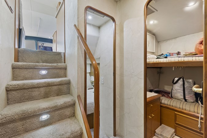 23_2001 52ft Ocean Yachts 52SS I CARTER