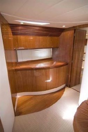 21_2001 52ft Pershing JR ENTERPRISE